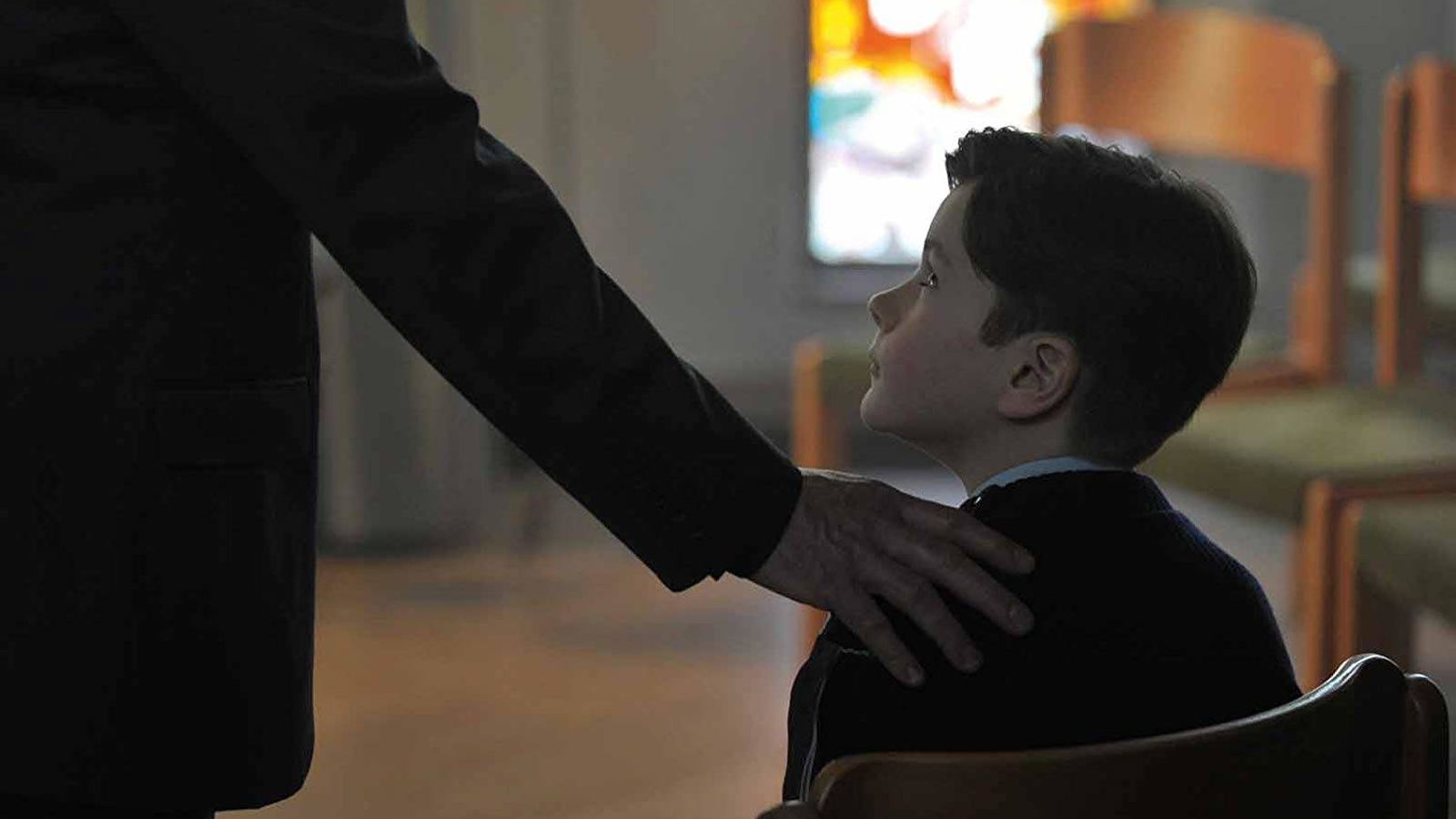 Foto: François Ozon dirige 'Gracias a Dios', un film basado en hechos reales sobre los abusos sexuales a menores en la Iglesia católica francesa. (Golem)