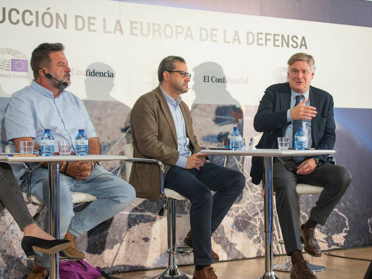 Foto: Los eurodiputados Manuel Pineda, Ibán García del Blanco y Antonio López-Istúriz.
