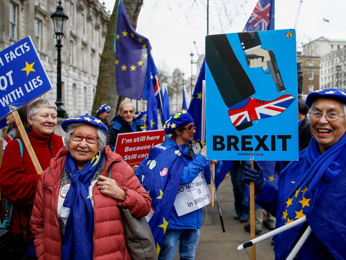 Foto: Manifestantes contra el Brexit. (Reuters)