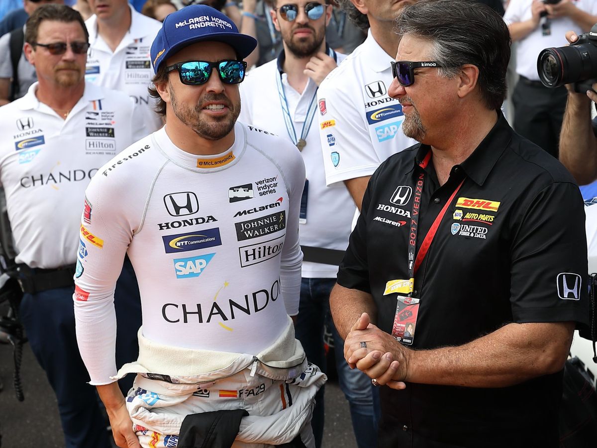 Foto: Fernando Alonso con Mario Andretti en 2017. (EFE)