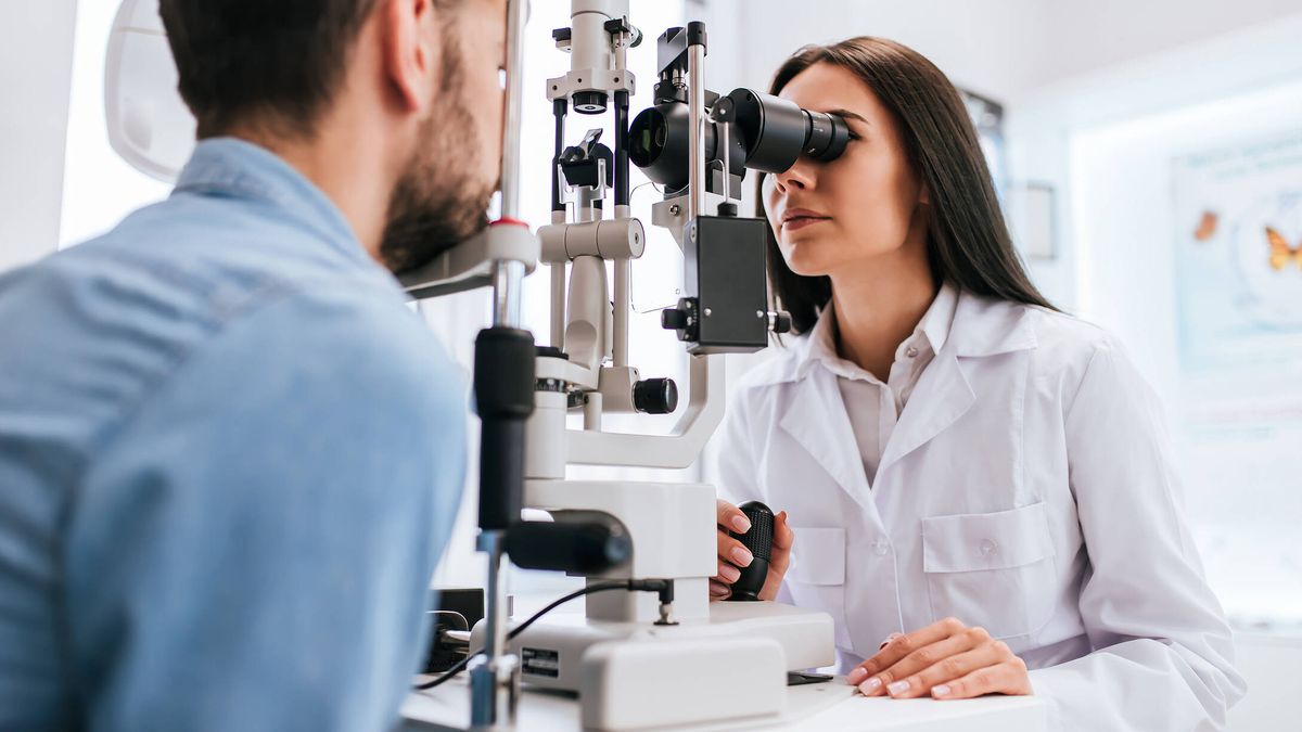 Este es el principal motivo de consulta al oftalmólogo: afecta al 20% de la población y estos son sus síntomas