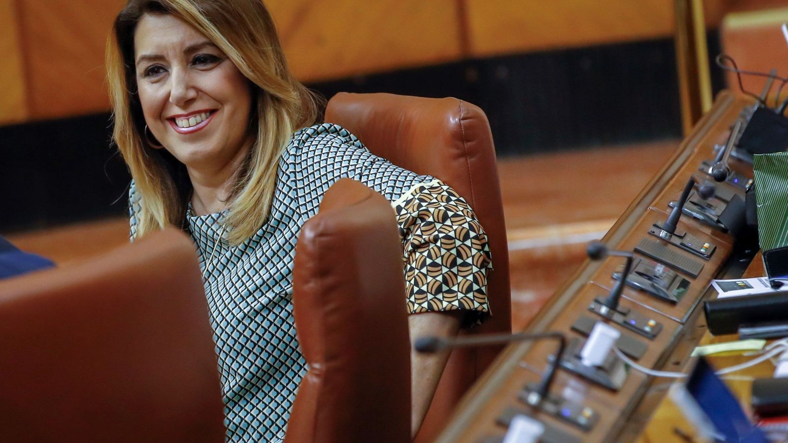 Foto: La líder del PSOE-A, Susana Díaz, en su escaño durante la sesión de control al Ejecutivo. (EFE)