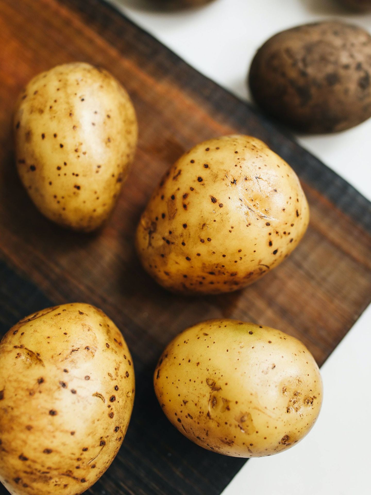 Hay muchas formas de preparar las patatas de forma saludable. (Pexels/ Polina Tankilevitch)