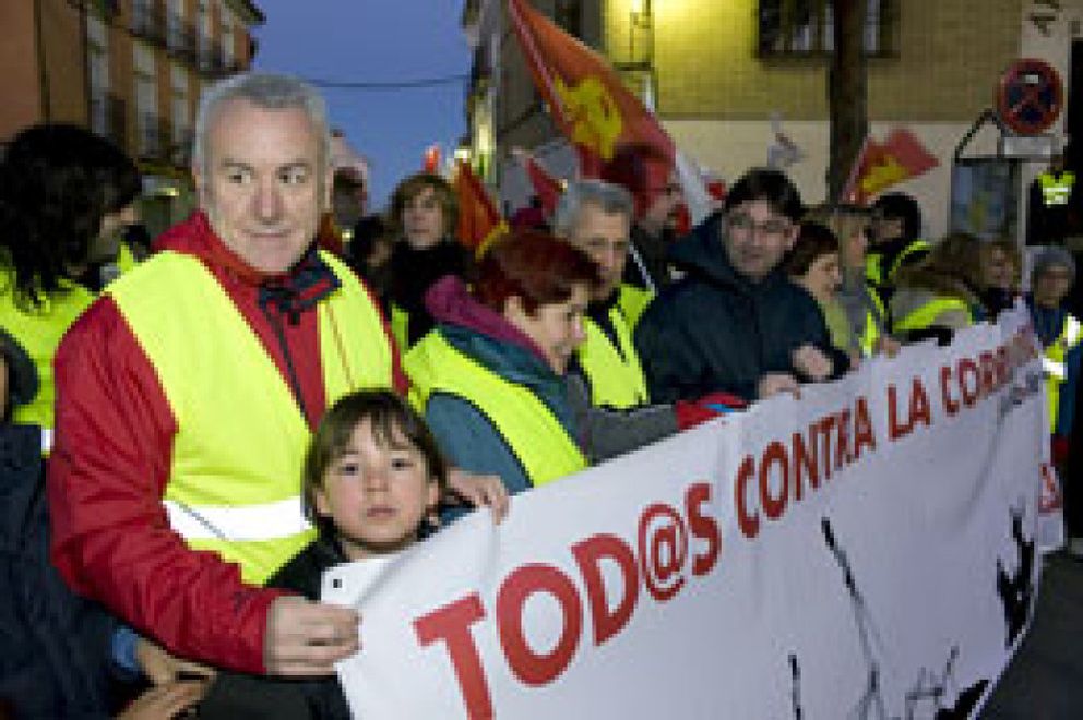 Foto: La izquierda marcha contra la corrupción en apoyo al alcalde de Seseña