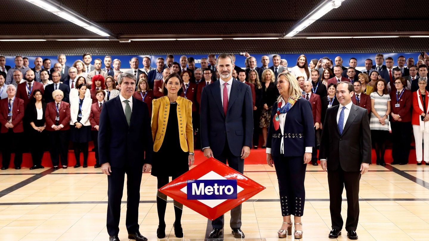 Felipe VI, en la visita que hizo en octubre a Metro para conmemorar sus 100 años de historia.