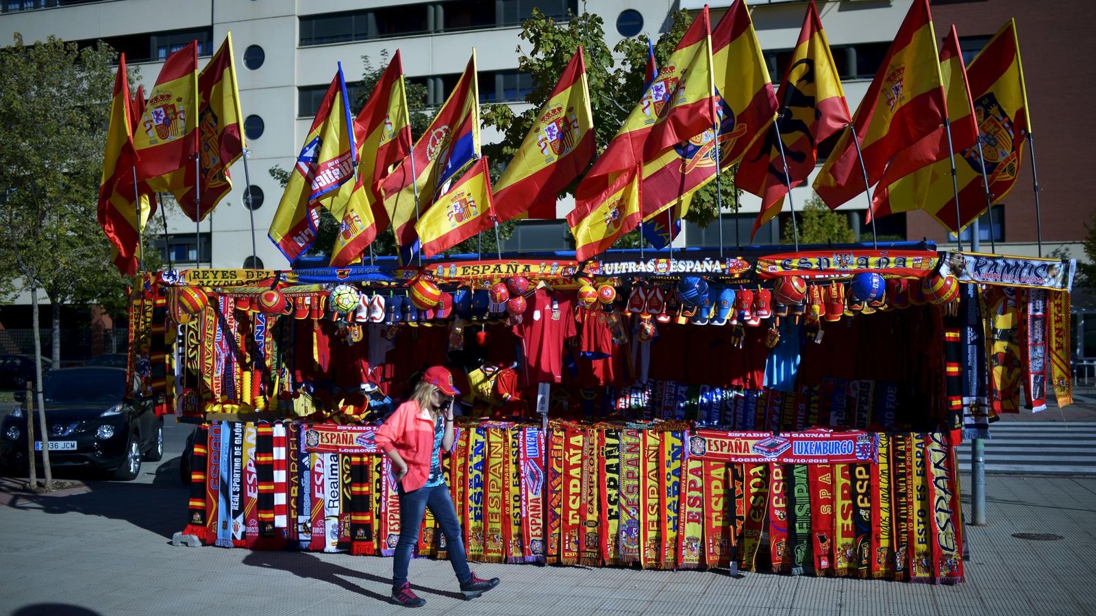 Foto: Una asociación repartirá banderas españolas antes de la final de la Copa del Rey (EFE)