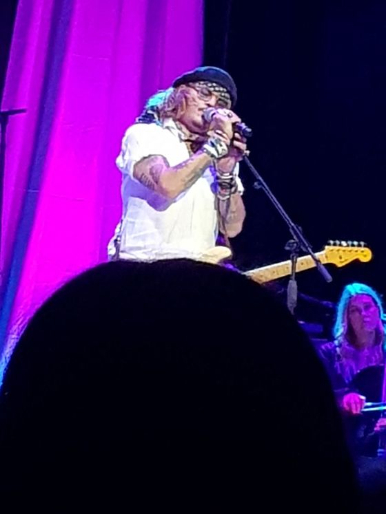 Johnny Depp, en el concierto de Jeff Beck en Sheffield. (Reuters/Donovan)