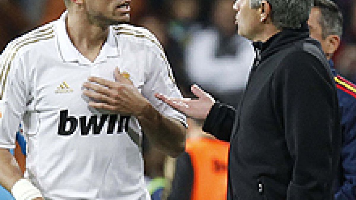 Mourinho impone su criterio al de la directiva y logra que Pepe continúe en el Madrid un año más