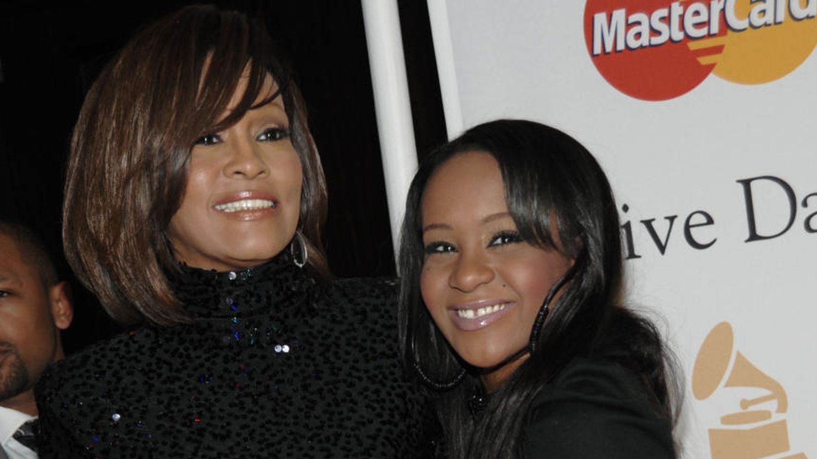 Foto: Whitney Houston junto a Bobbi Kristina Brown (Gtres)