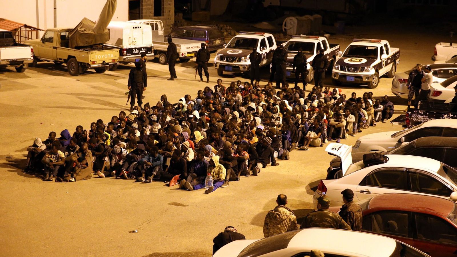 Foto: Campamento de aspirantes a migrantes en Trípoli (Libia). (EFE)