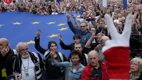 Bruselas se planta con Polonia: pide a la Justicia europea que actúe con urgencia