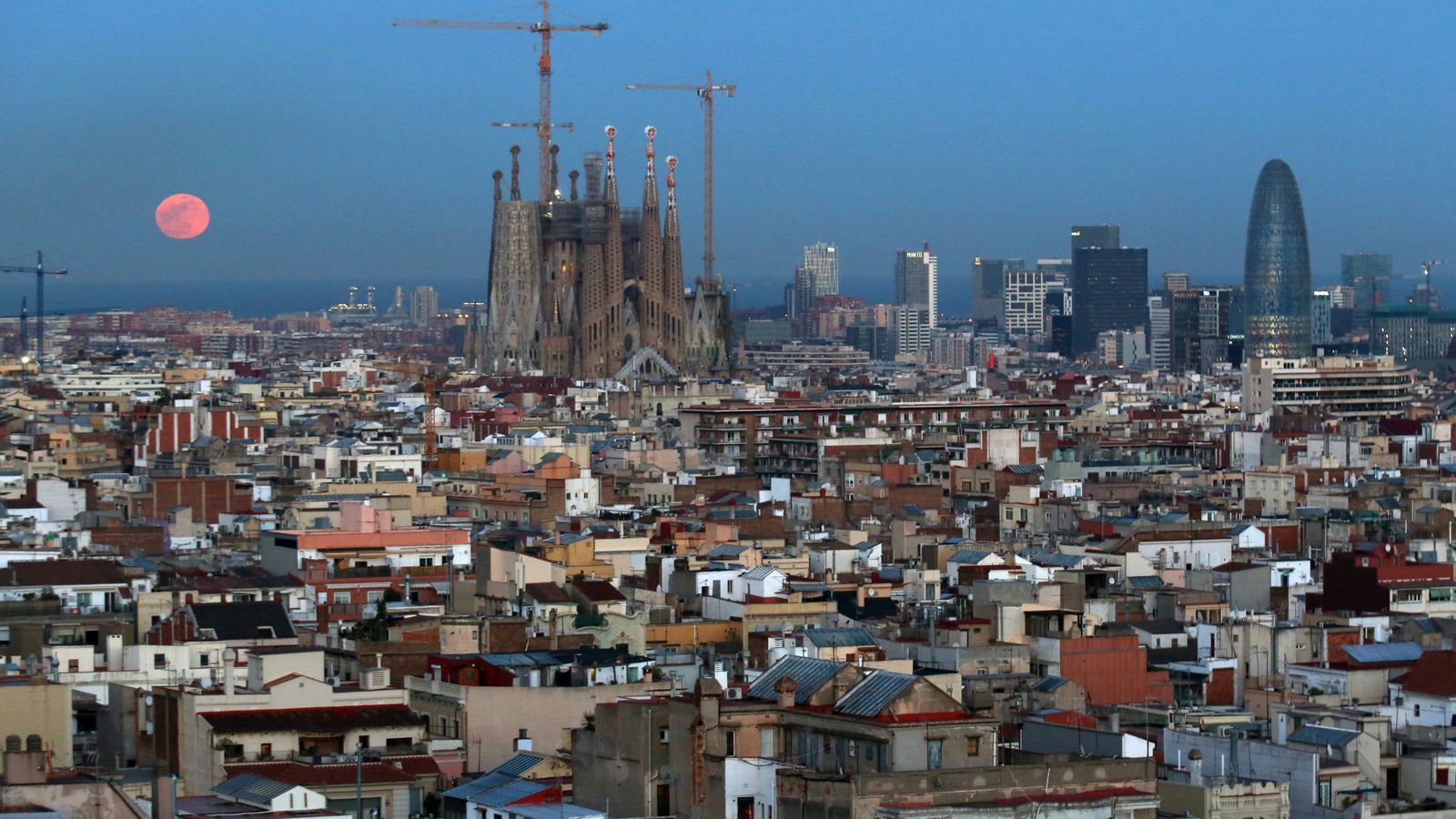 Foto: Barcelona pierde la medalla de bronce en el 'ranking' turístico. (Reuters)