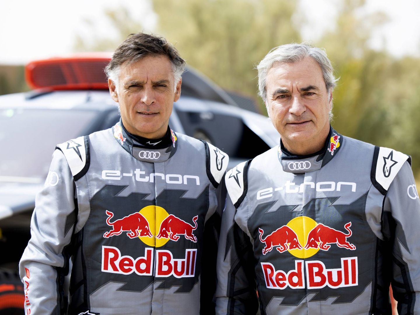 Lucas Cruz como copiloto y Carlos Sainz como piloto forman la tripulación española de Audi en el Dakar 2022.