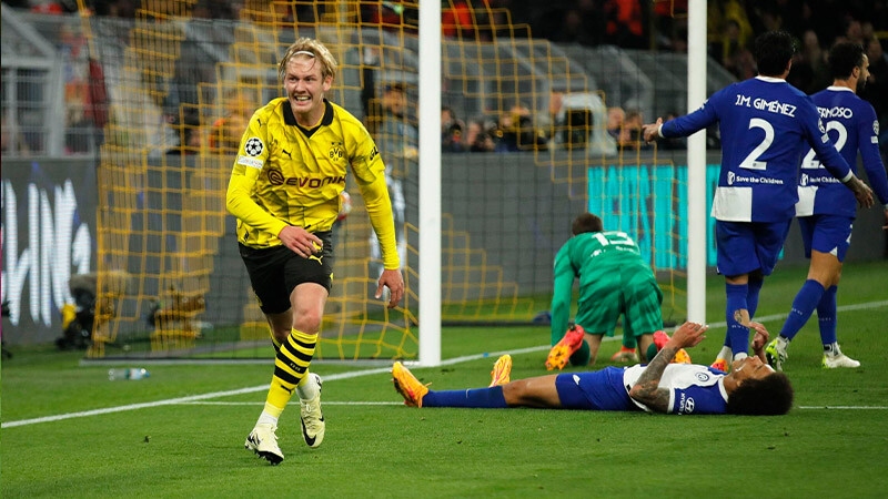 Foto de Dortmund-Atleti | Maatsen da el vuelco a la eliminatoria (2-0)