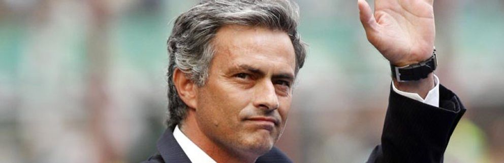 Foto: Mourinho, entrenador, padre y sex symbol