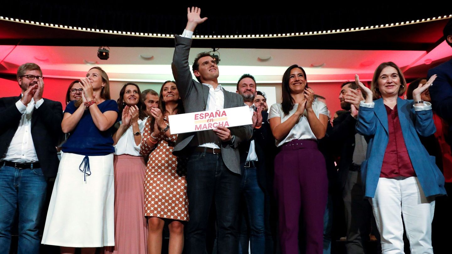 Albert Rivera, junto a los dirigentes de su partido el pasado sábado en Madrid. (EFE)