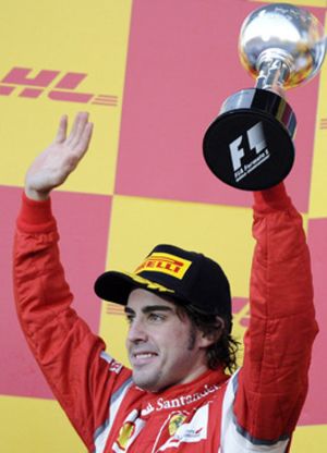 A la carrera "alucinante" de Alonso sólo le faltó la victoria