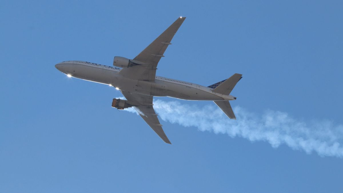 Segundo incidente con Boeing 777 en una semana, aterrizaje de emergencia en Moscú