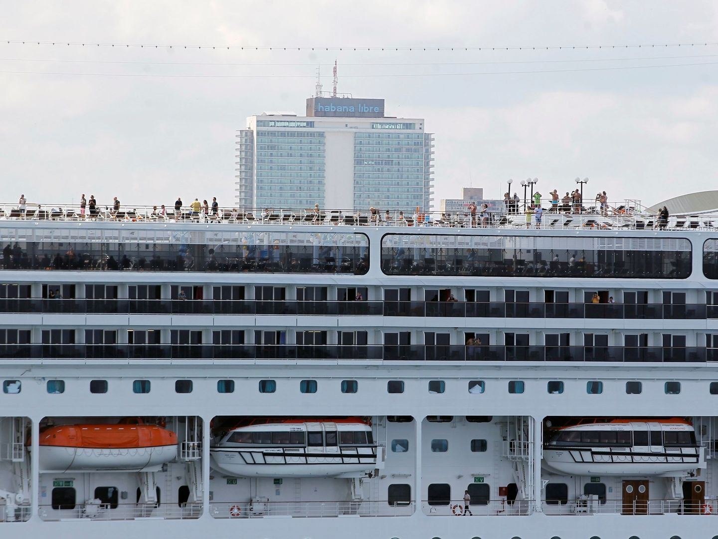 Crucero de la empresa Carnival, la primera demandada en aplicación de esta ley. (EFE)