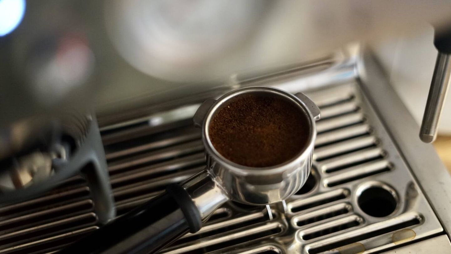 Cafeteras a precio de iPhone: viviendo la fiebre del café de origen en  primera persona