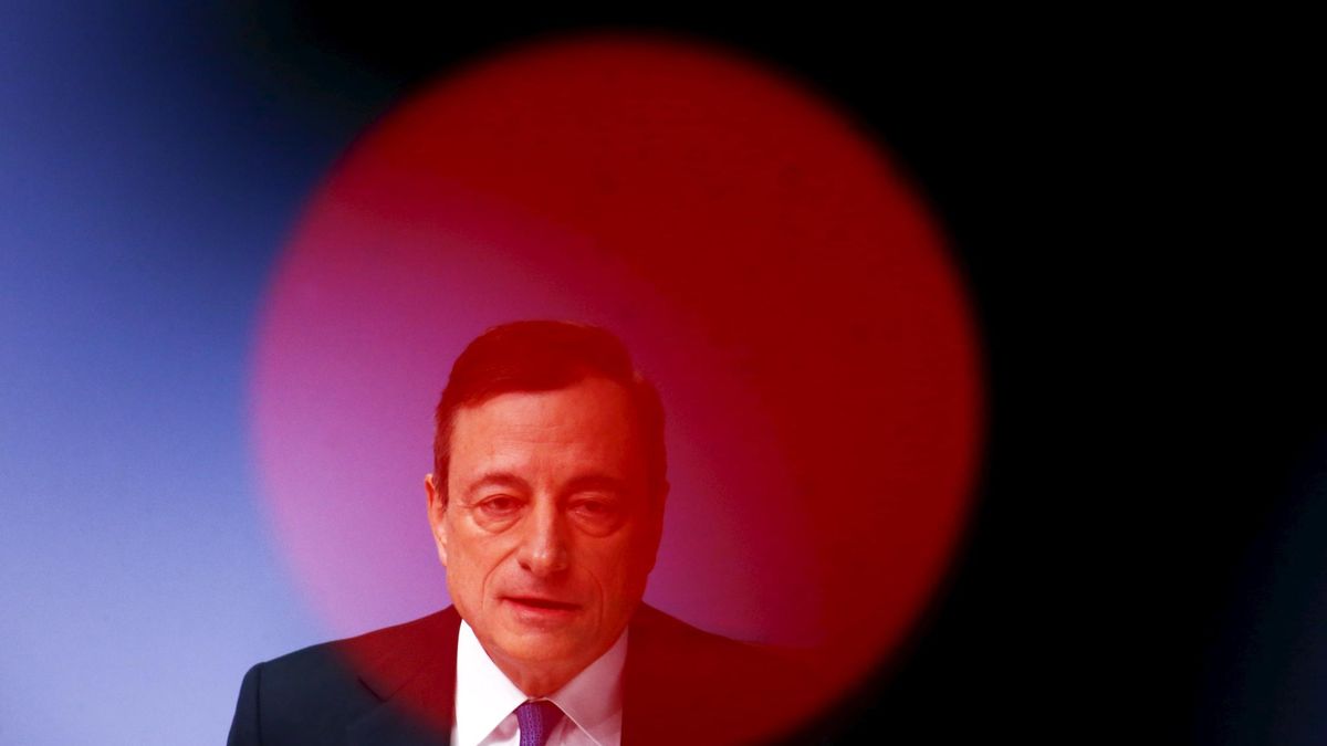 La paradoja de Draghi: los tipos no subirán en Europa hasta… 2025