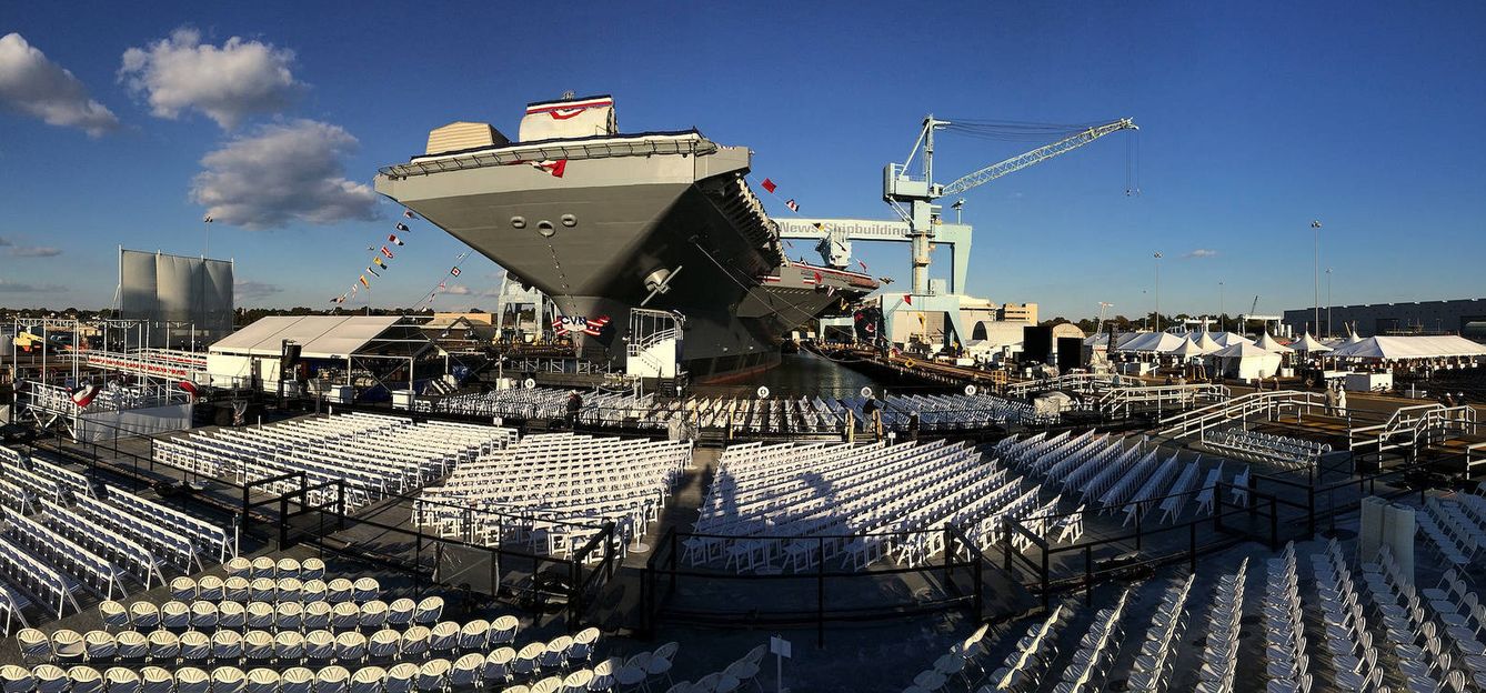 El USS Gerald Ford, antes de ser botado en noviembre de 2013. (US Navy | Flickr)