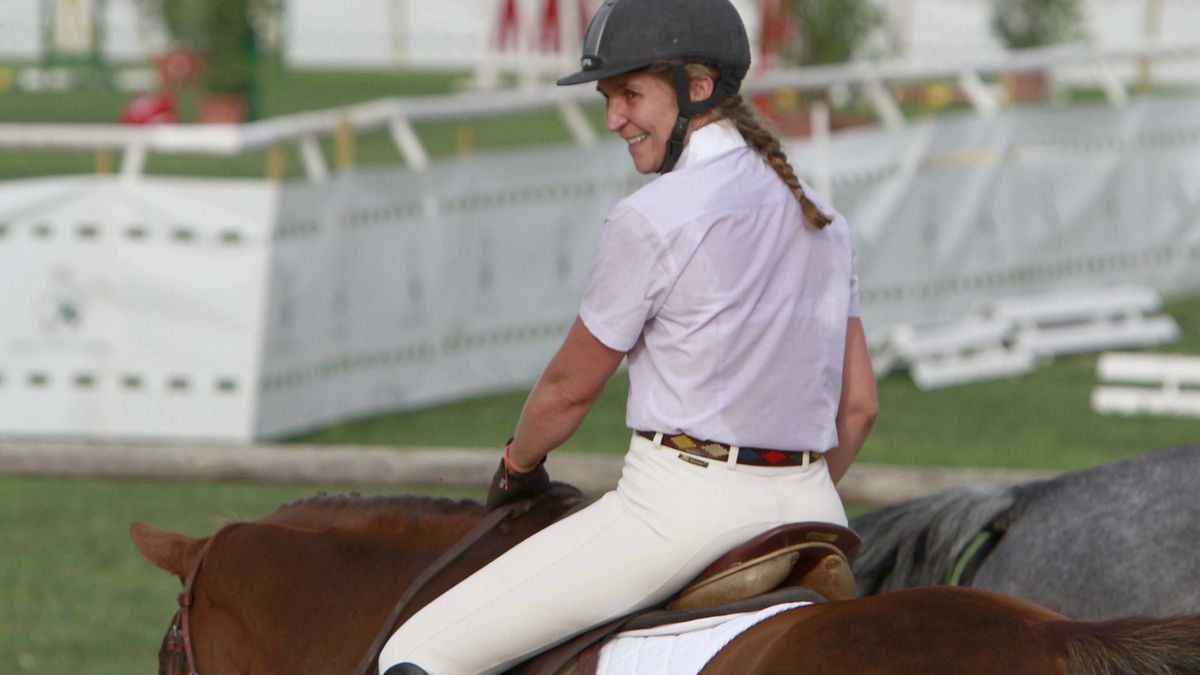 La infanta Elena vuelve a competir en Valencia a lomos de su caballo Qant
