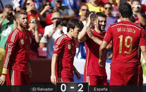 España gana, pero aburre en el último partido antes del Mundial