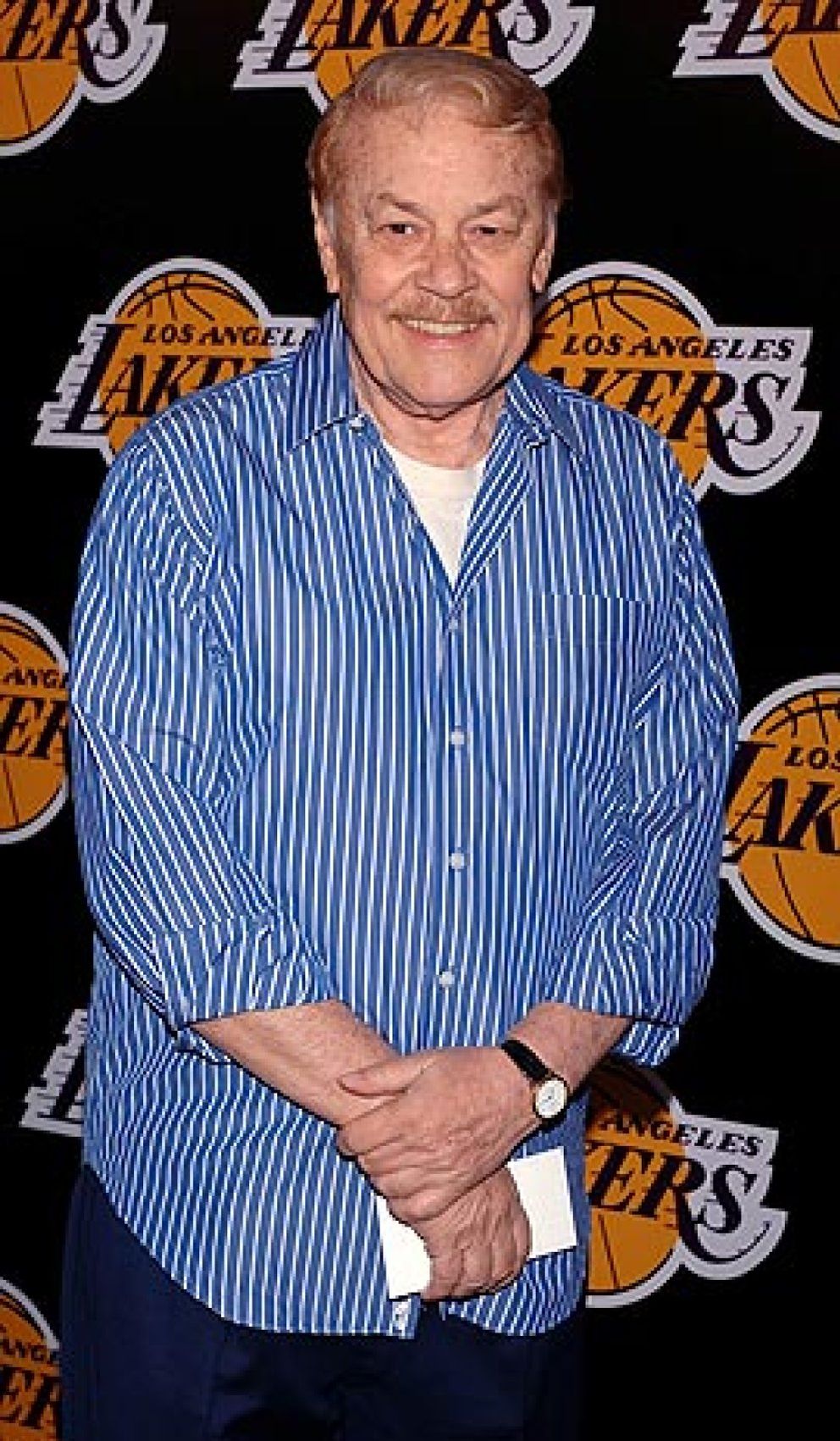 Volcán fax Cita Jerry Buss, legendario dueño de Los Ángeles Lakers, falleció a los 80 años