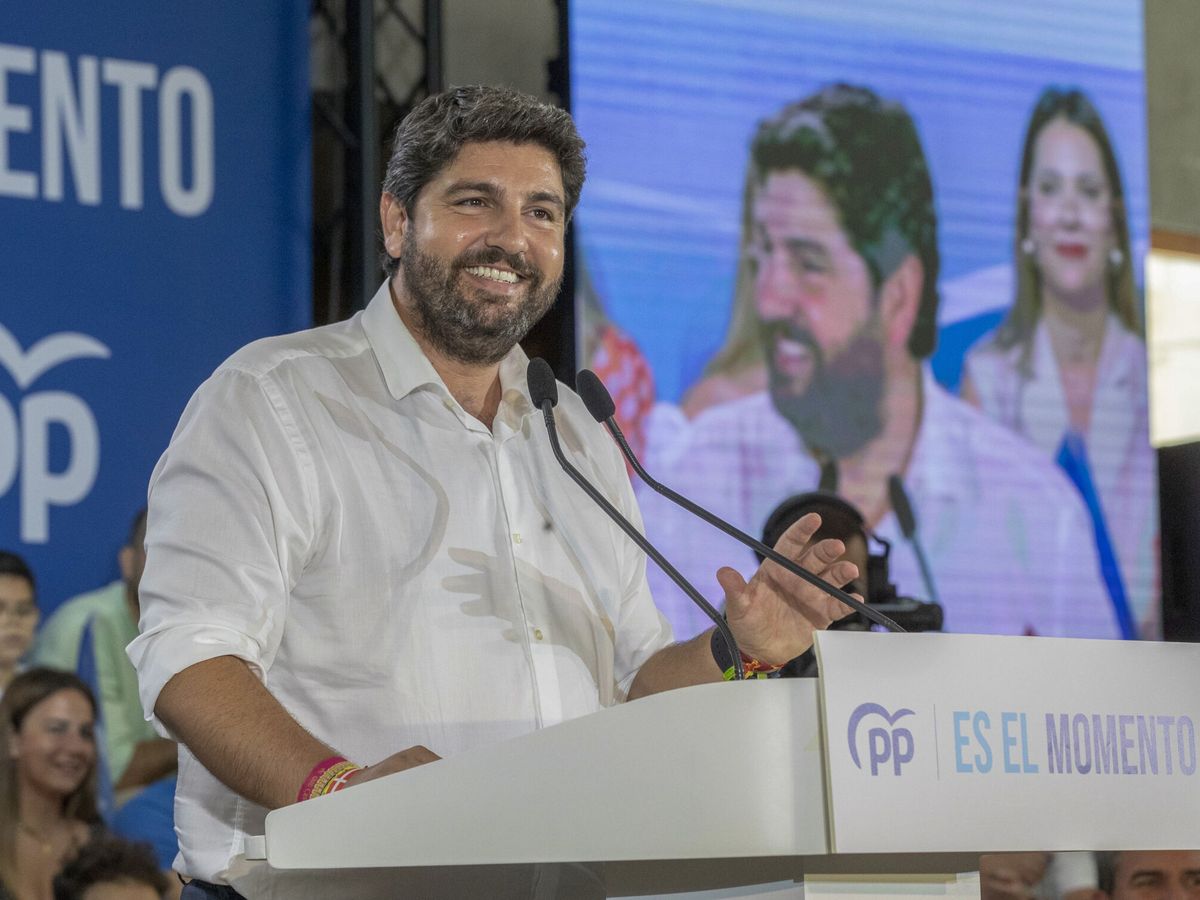 Foto: El candidato del PP en Murcia, Fernando López Miras, en un acto electoral. (EFE/Marcial Guillén)