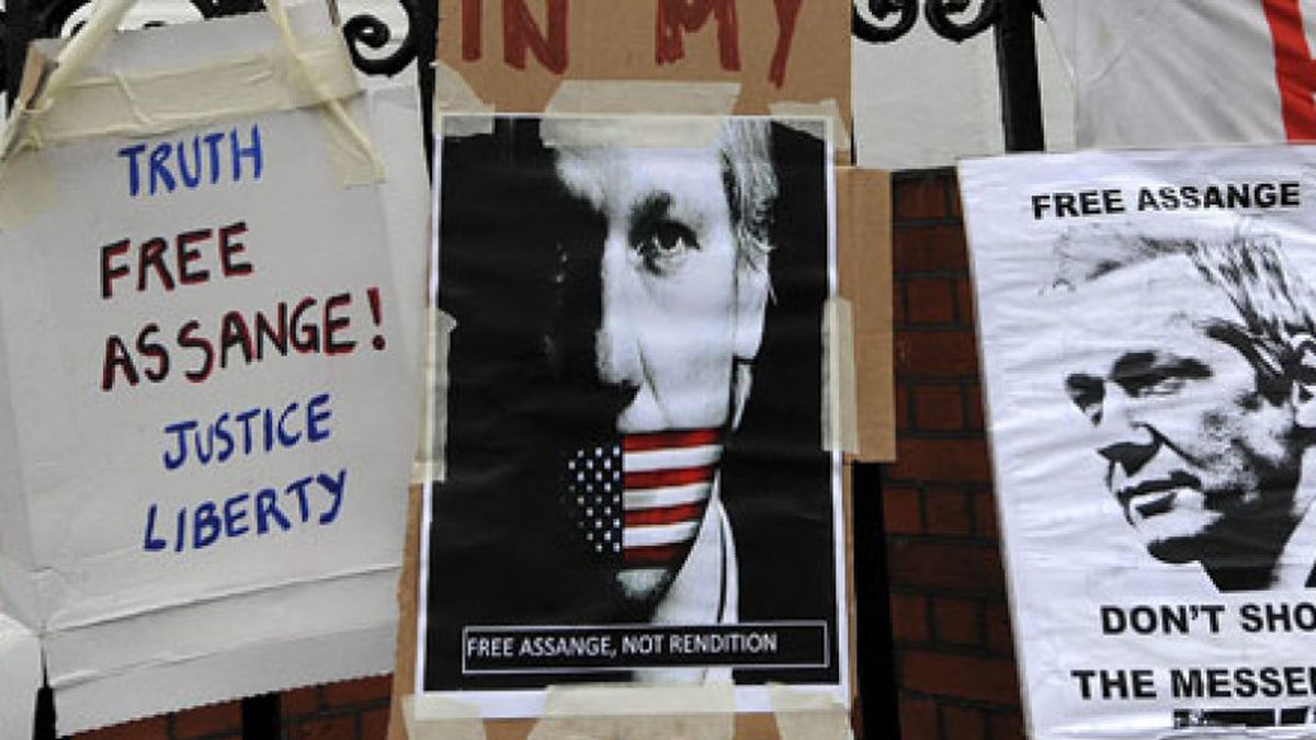 Ecuador concede asilo político a Julian Assange para evitar su extradición