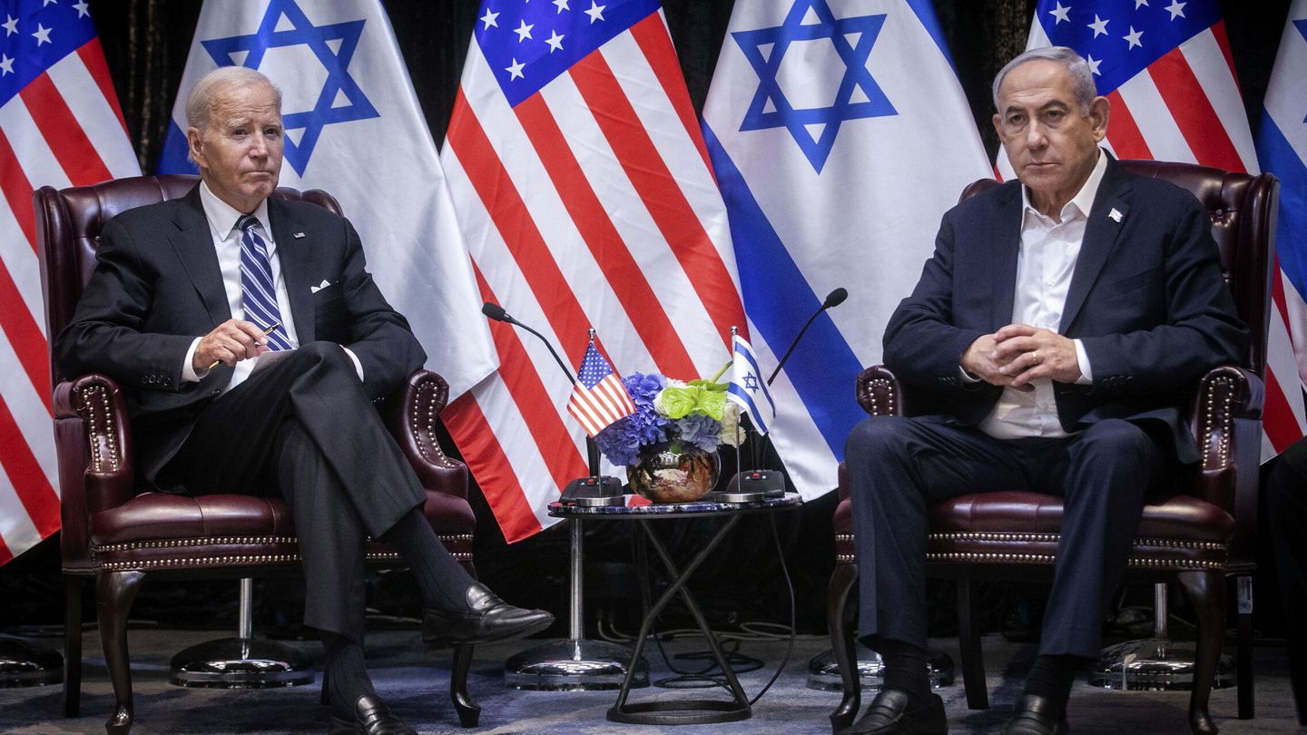 FOTOGALERÍA, 9 DE 30 - TEL AVIV, 06 11 2023.- El presidente de EE.UU., Joe Biden, y el primer ministro israelí, Benjamin Netanyahu (d), se reúnen en Tel Aviv, Israel, el pasado 18 de octubre. EFE Miriam Alster   Pool 