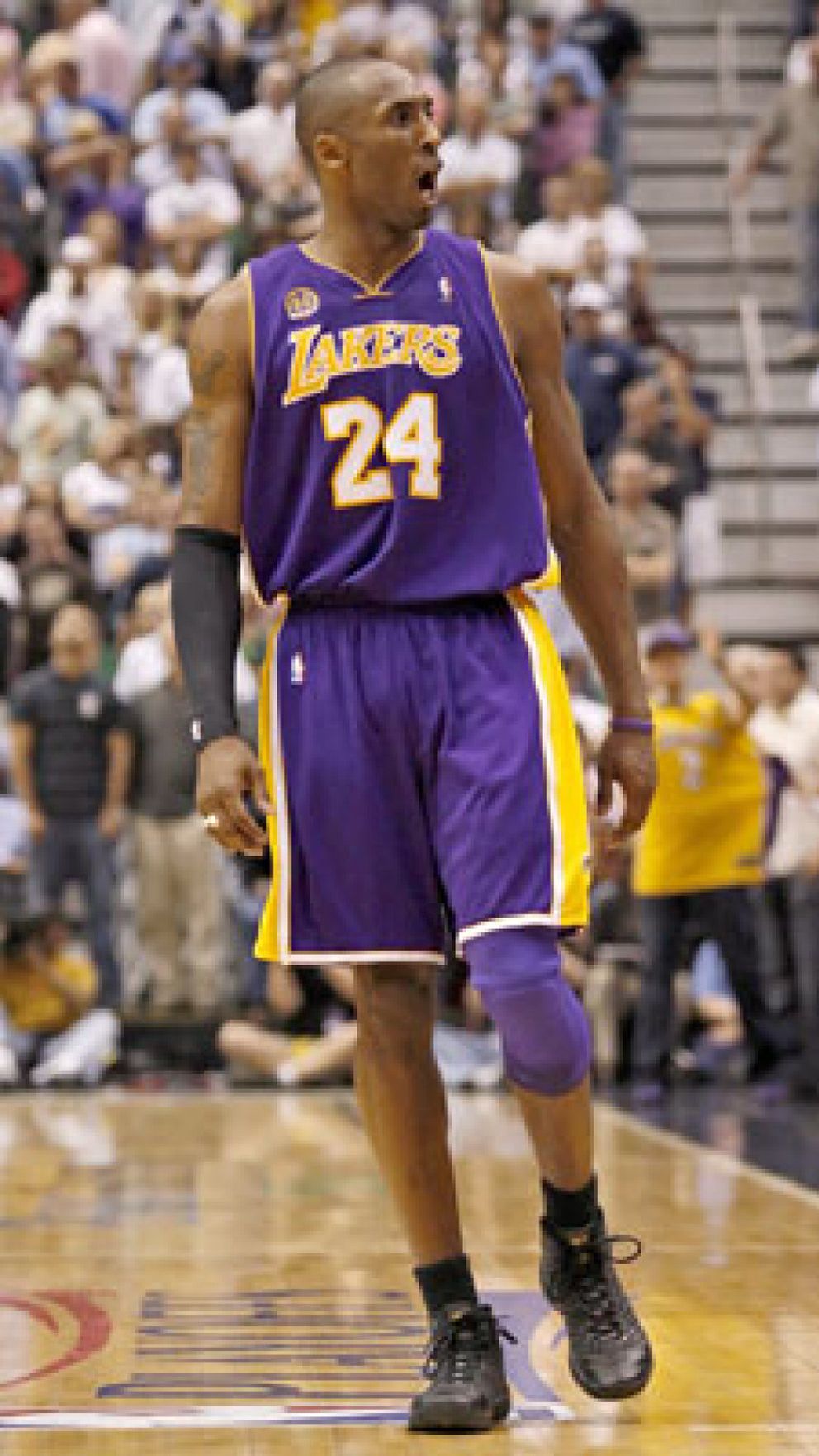 Foto: Bryant pone a los Lakers en las finales del Oeste