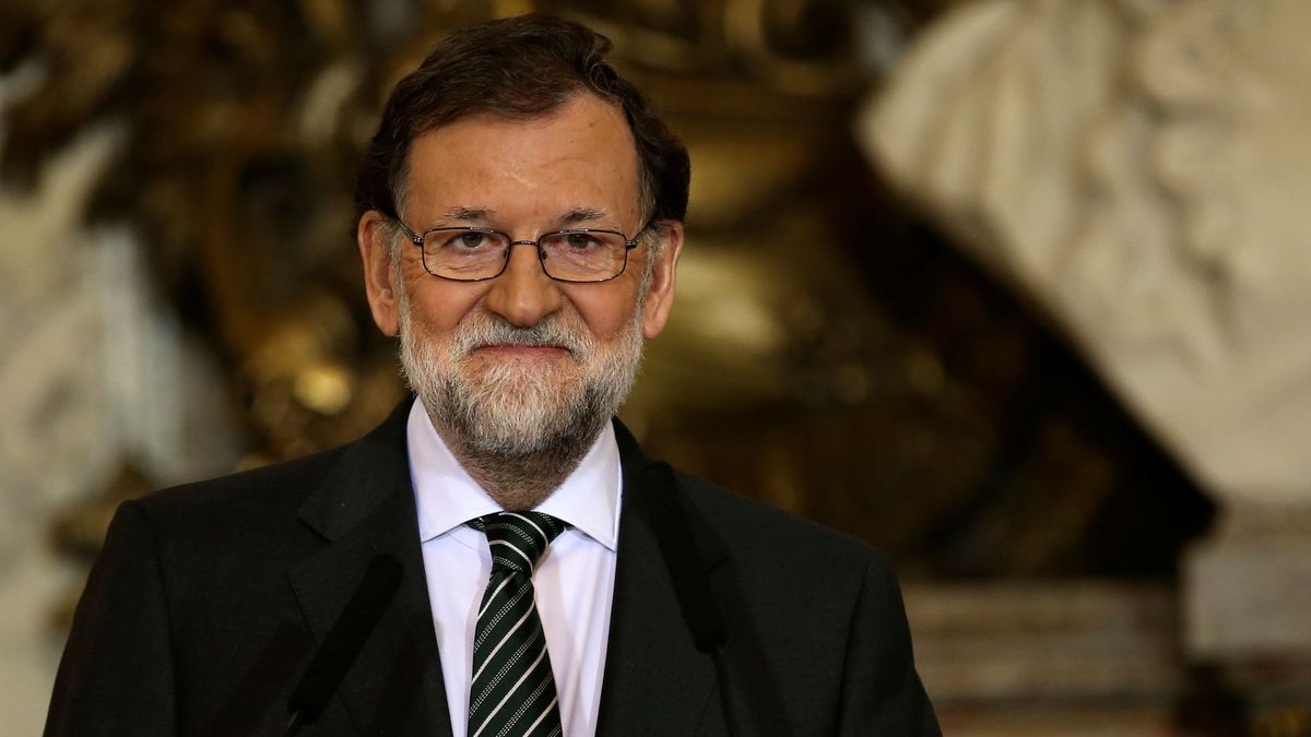 Rajoy evita dar su apoyo a Cifuentes y pide a Rivera "sentido común" en el caso del máster