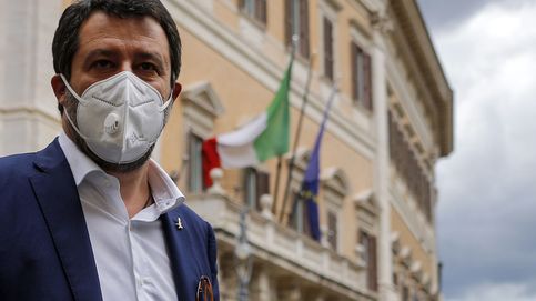 Plazas vacías y selfis sin gente, antídotos al populismo de Salvini