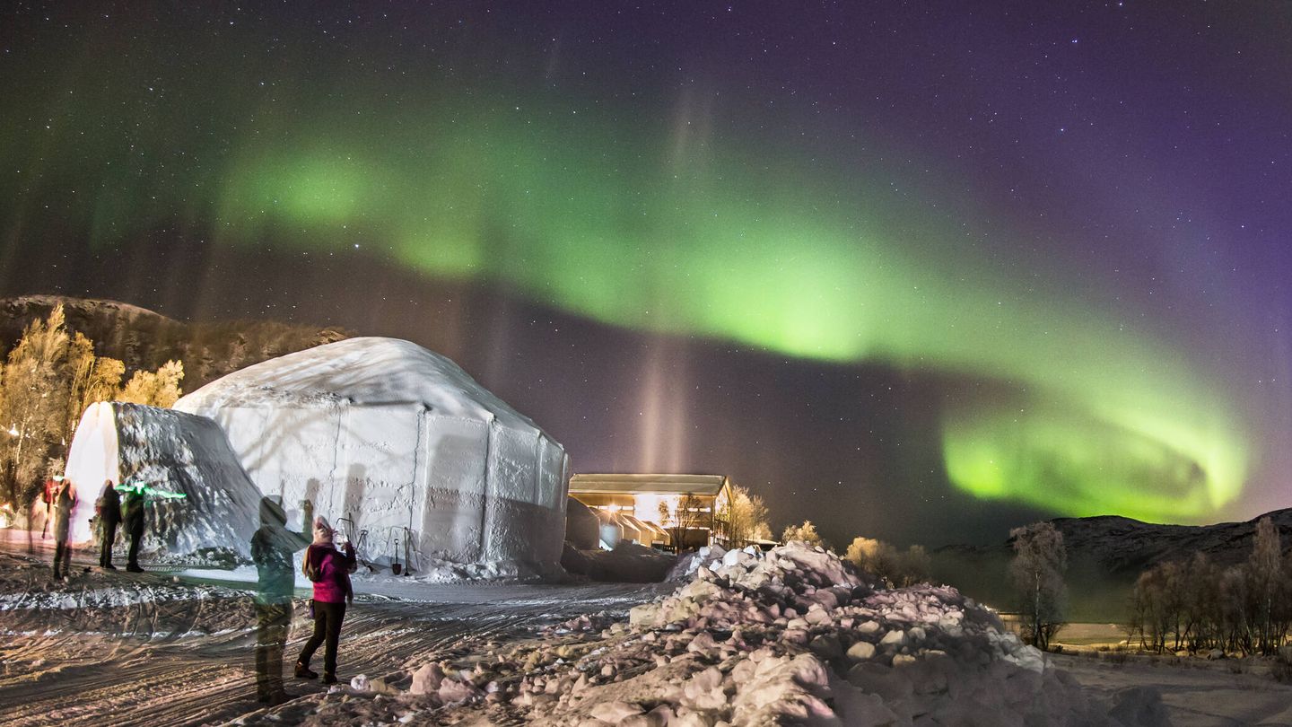 aurora boreal en un hotel en Kirkenes.