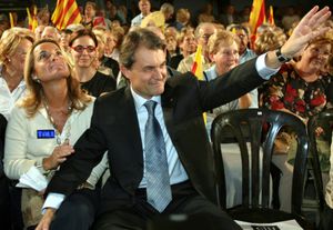 El PP no se cree el ‘paripé’ de Artur Mas y le exige que retire las multas del castellano si quiere su apoyo para gobernar