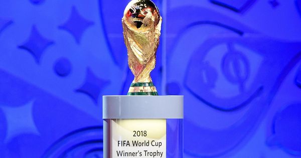 Foto: El trofeo que se llevará el ganador del Mundial de Rusia 2018. (EFE)