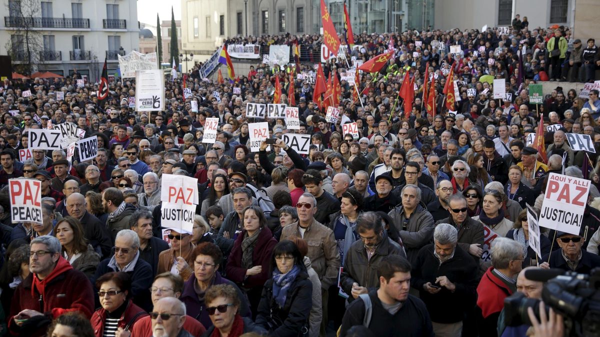 El 'No a la guerra' saca a cientos de personas en Madrid, pero no a primeros espadas