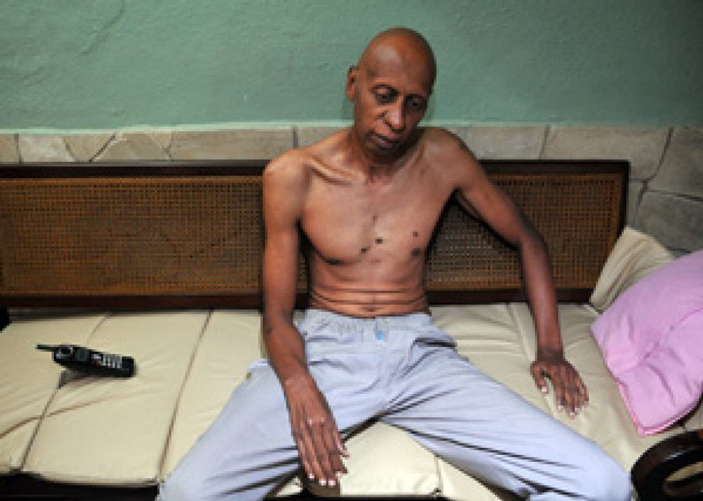 Foto: El disidente cubano Guillermo Fariñas abandona la huelga de hambre y de sed