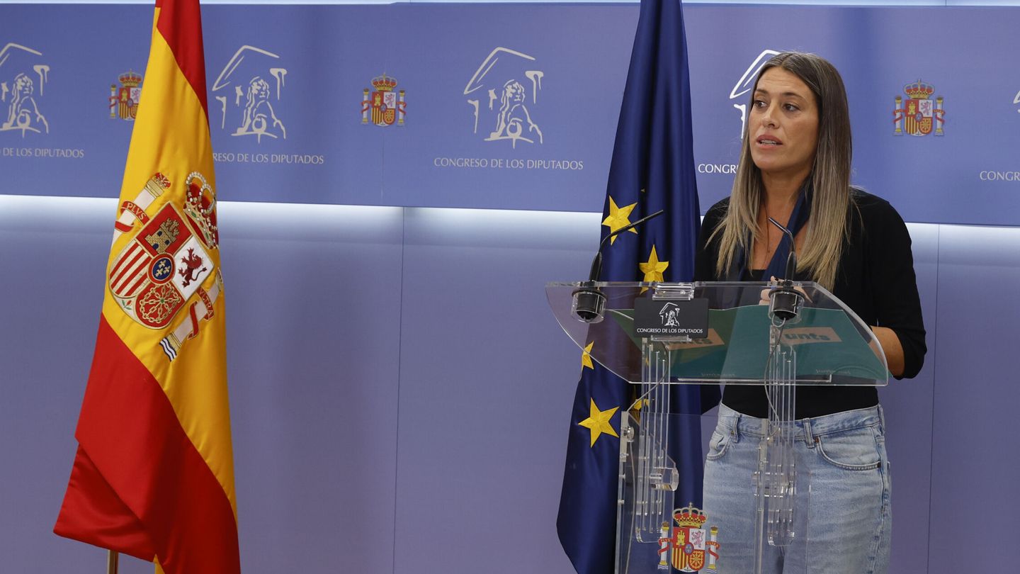 La diputada de JuntsxCat Miríam Nogueras durante la rueda de prensa. (EFE/J.J. Guillén)