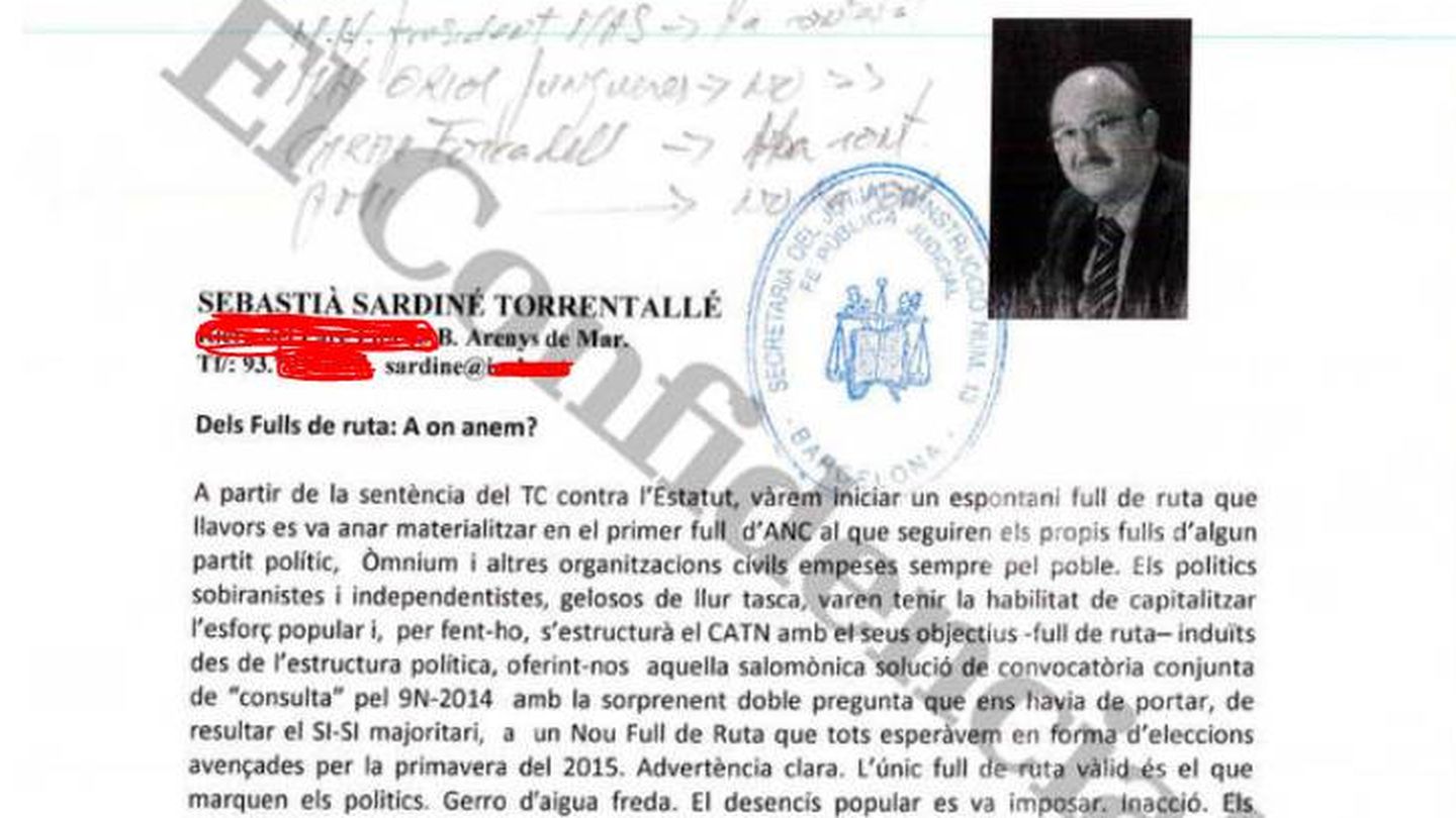 Anotaciones a mano de Carlos Viver para enviar borradores de leyes a prohombres del 'procés'