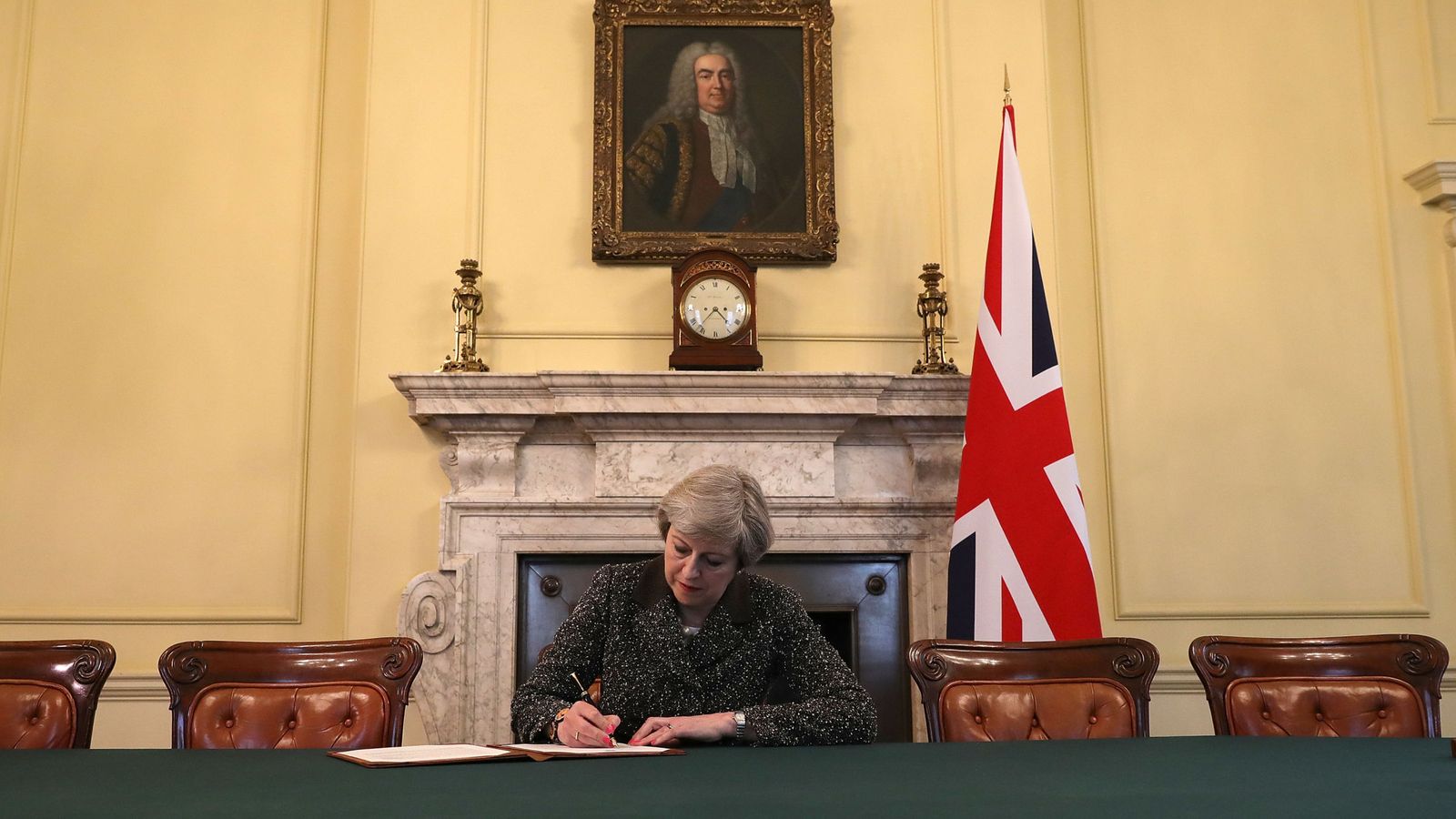 Foto: Theresa May firmó este martes la carta en la que invoca el artículo 50 del Tratado de Lisboa y solicita la salida de Reino Unido de la UE. (Reuters)