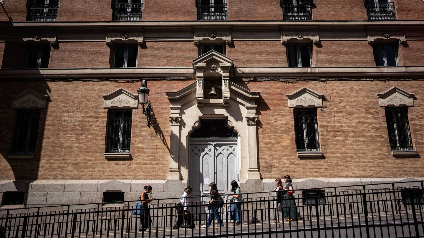 Detalle de la fachada de la Casa de las Alhajas de Madrid. (O. C.)