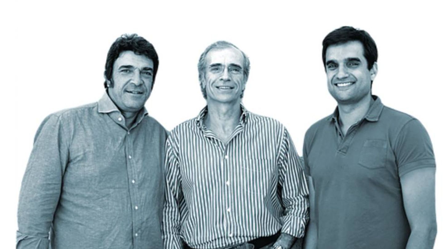 Felipe García-Quirós (ex Cortefiel) junto a los confundadores de Pinama Inversiones.