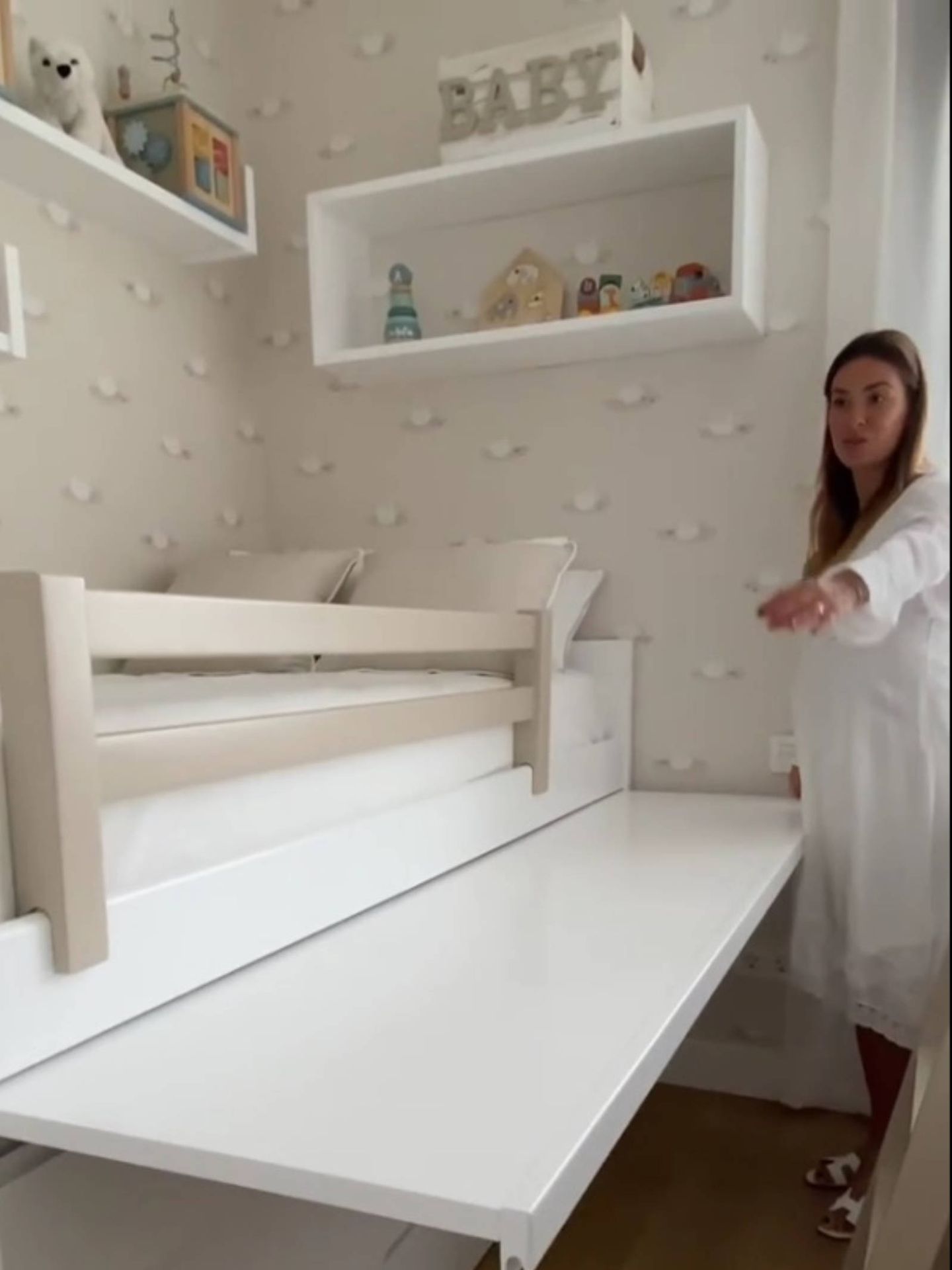 Marta Carriedo enseña la habitación del bebé. (Instagram @martacarriedo)