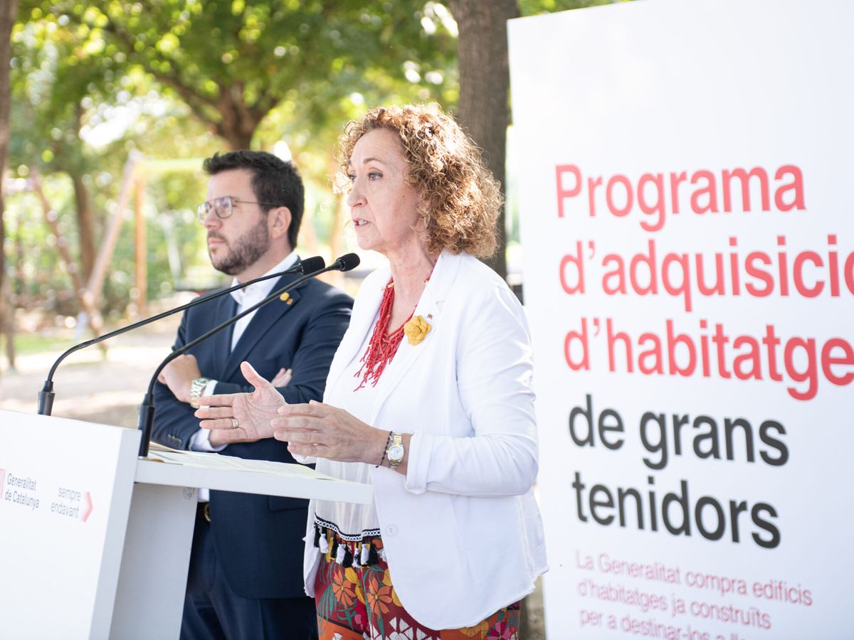Foto: Ester Capella con Pere Aragonès en un acto para promover vivienda pública (Europa Press).–