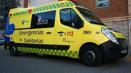 Una mujer queda atrapada en un turismo tras un accidente con un camión en San Juan del Monte (Burgos)