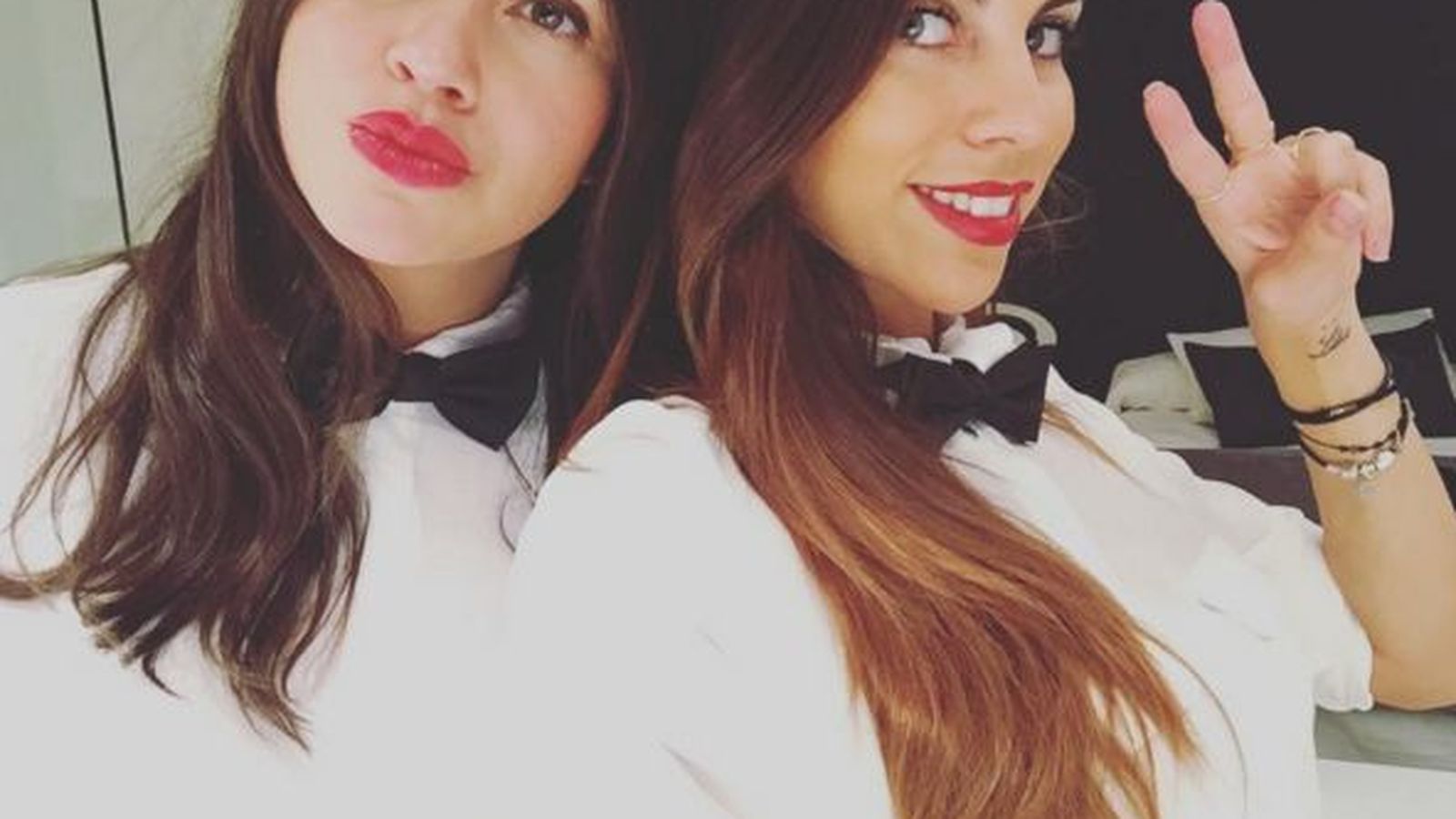Foto: Melissa Jiménez y su hermana Sara (Instagram)