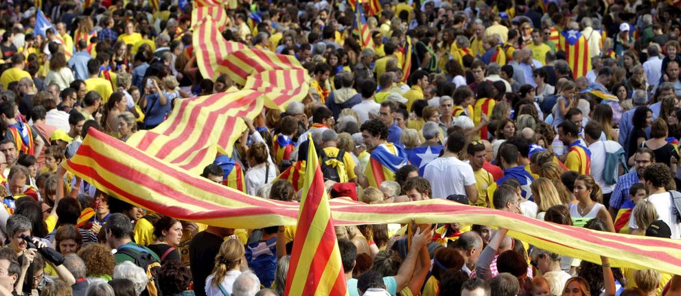 Cadena humana por la independencia catalana. (Efe)
